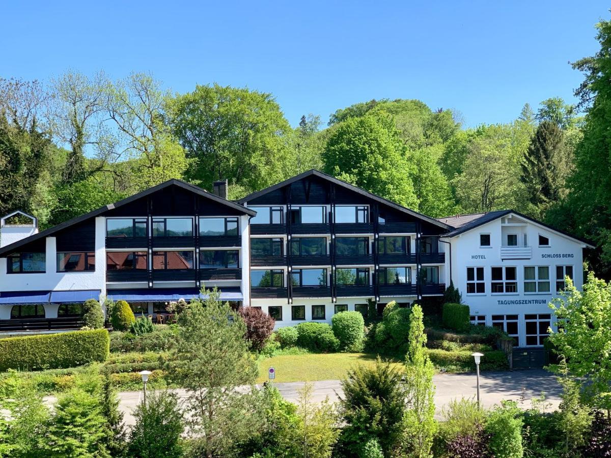 Hotel Schloss Berg Берґ-ам-Штарнберґер-Зе Екстер'єр фото